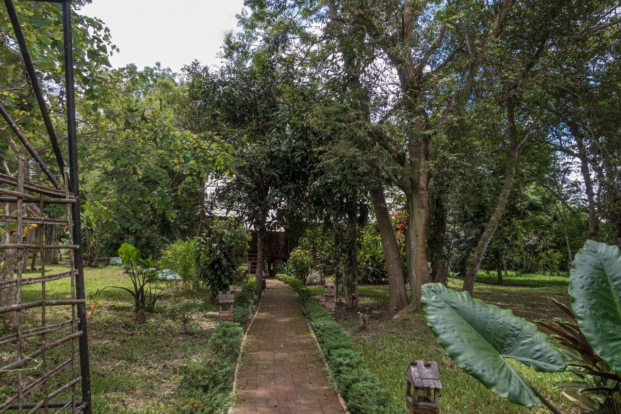 The Boat Landing Hotel Luang Namtha Exterior photo